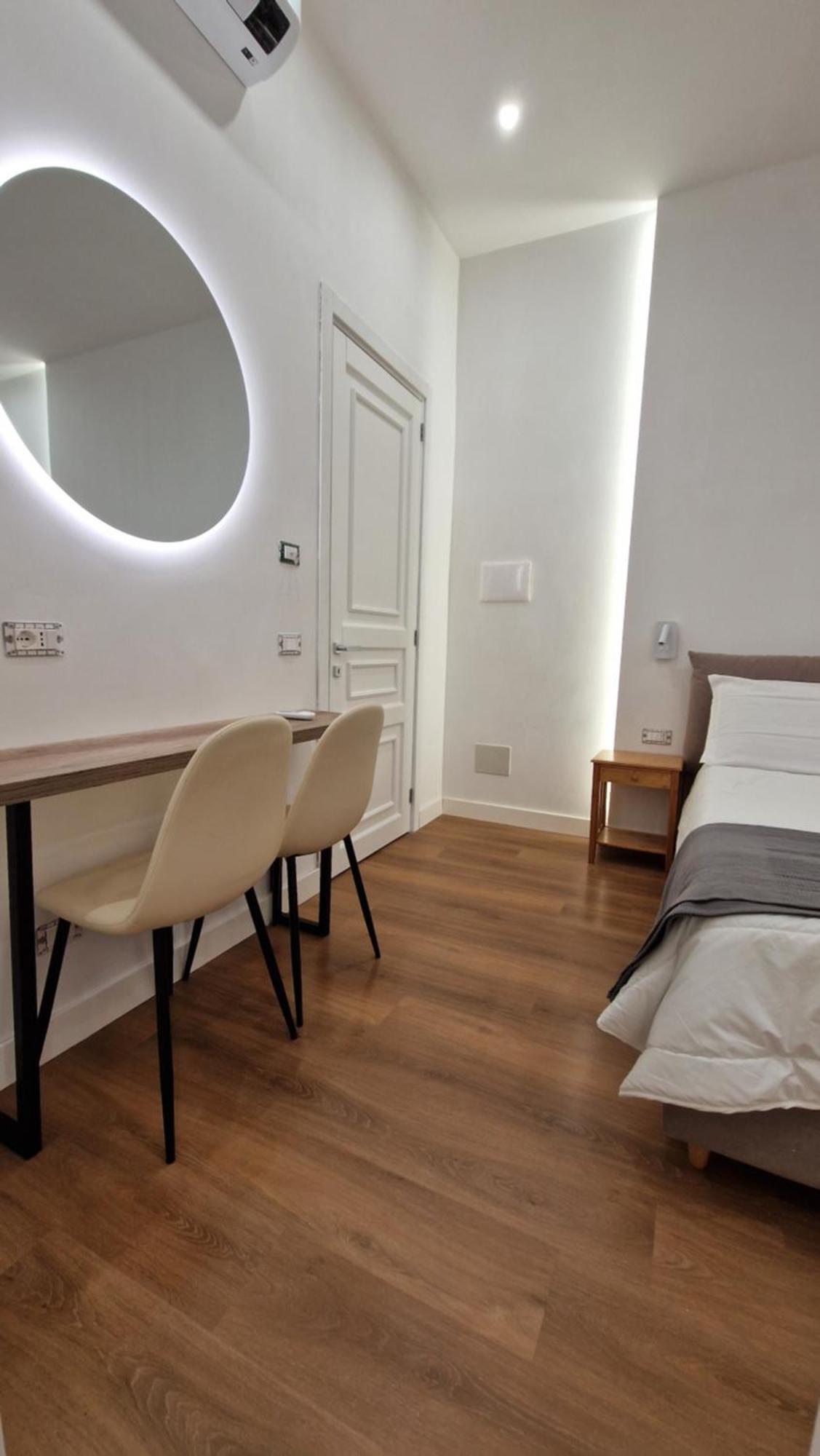 B&B City Center Neapol Pokoj fotografie