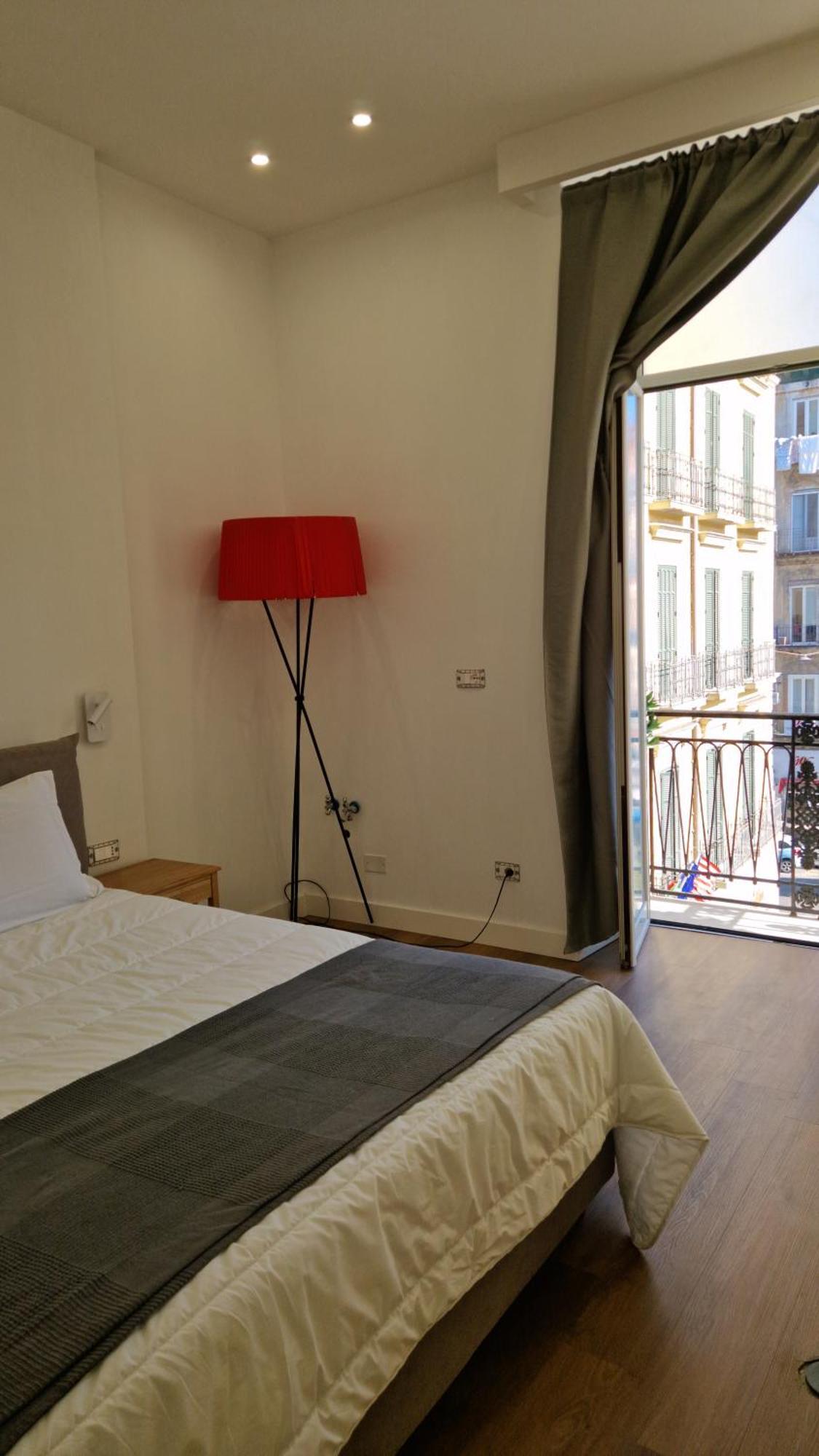 B&B City Center Neapol Pokoj fotografie